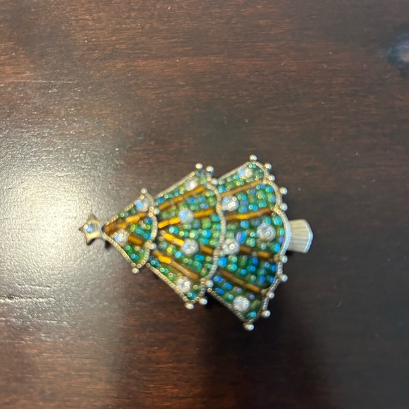 Christmas Tree Brooch by LC - Picture 3 of 4